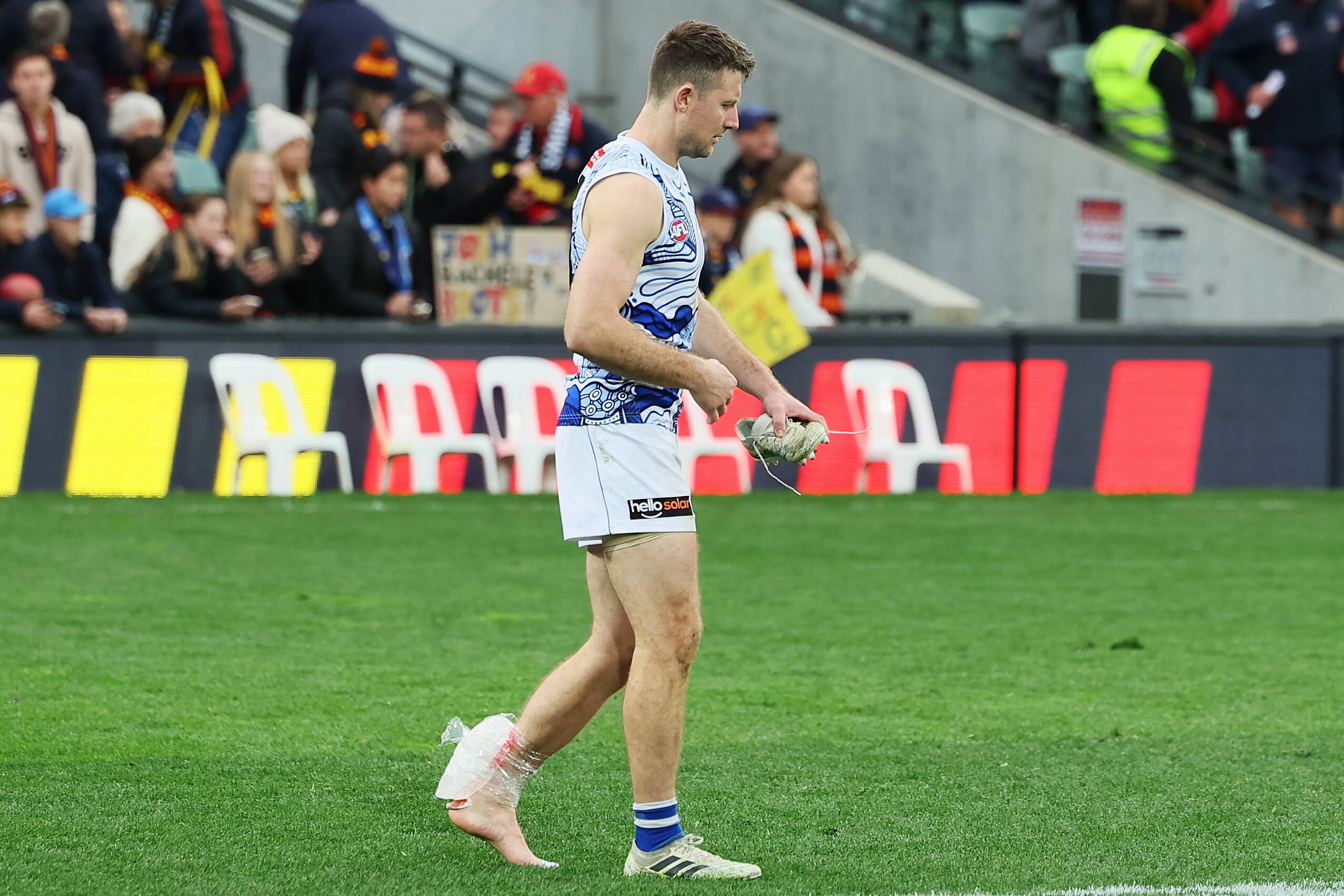 Veteran, young mid to face tests, rookie ruck's season over