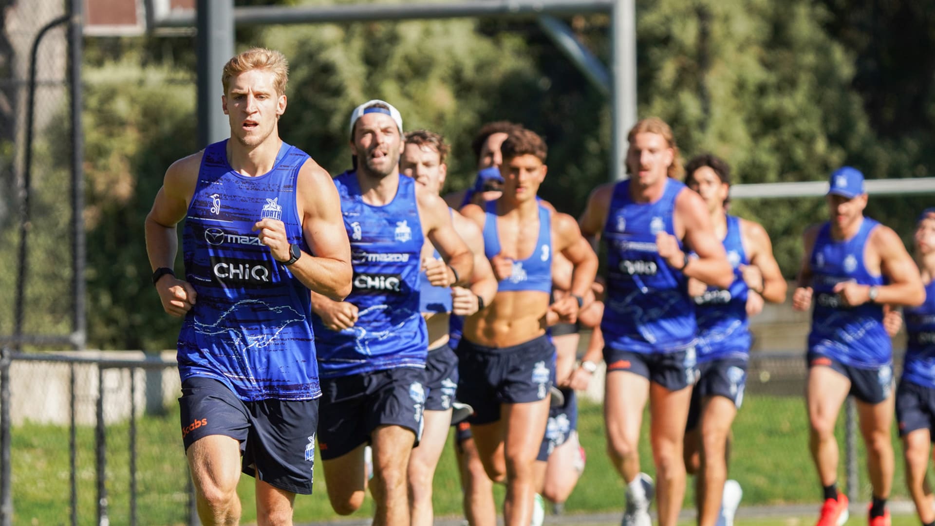 Winger reclaims time-trial throne as full squad returns